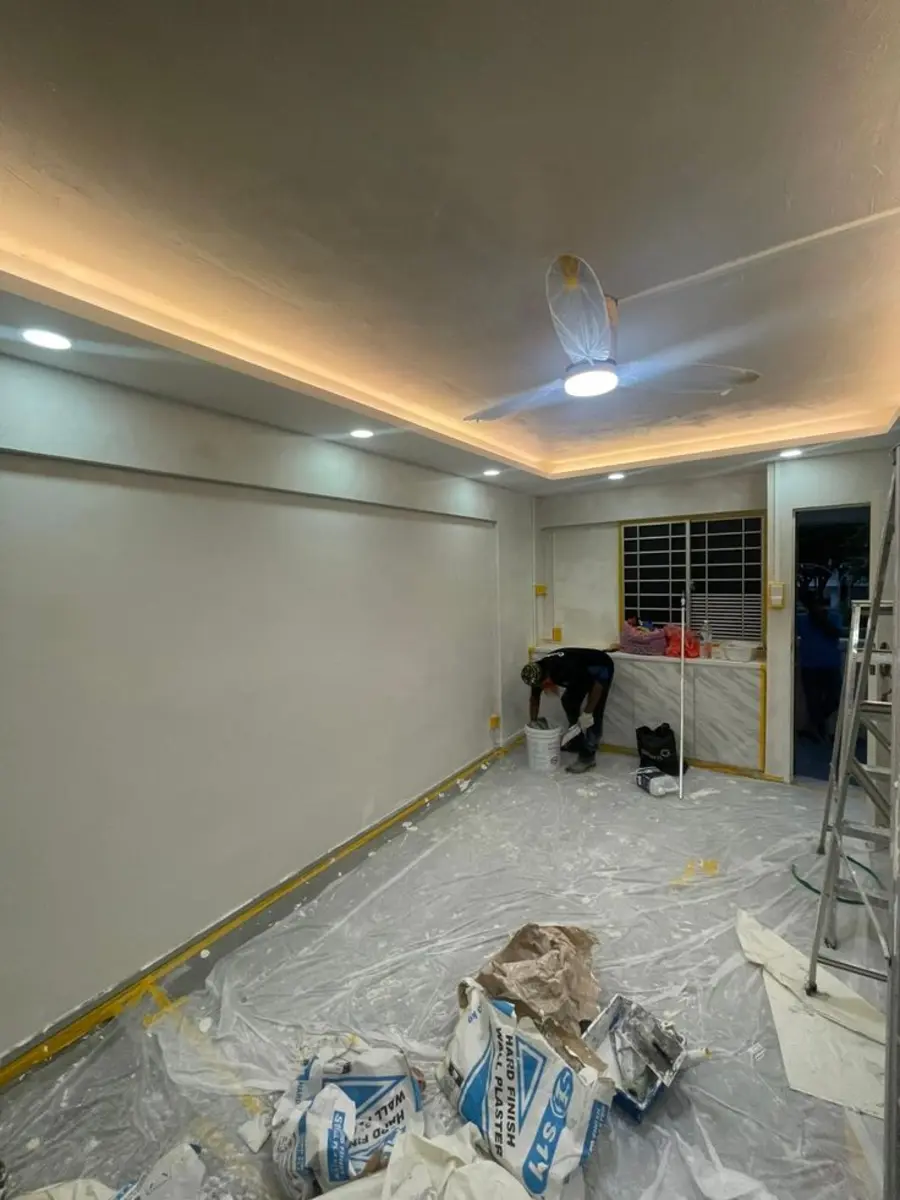 Pengecatan interior ruang tamu dengan plafon drop ceiling oleh ASATURA di Tangerang